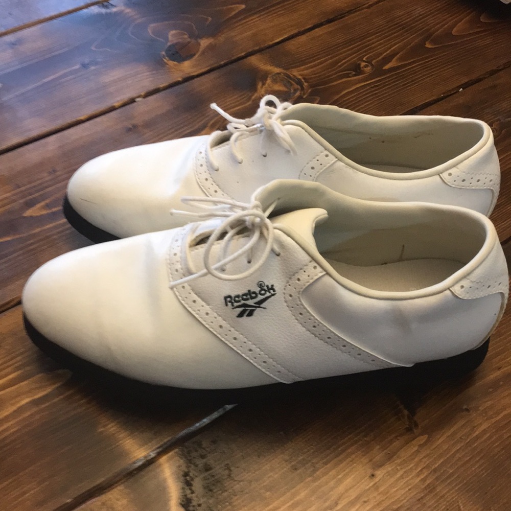 Womens Reebok golf shoes size 9